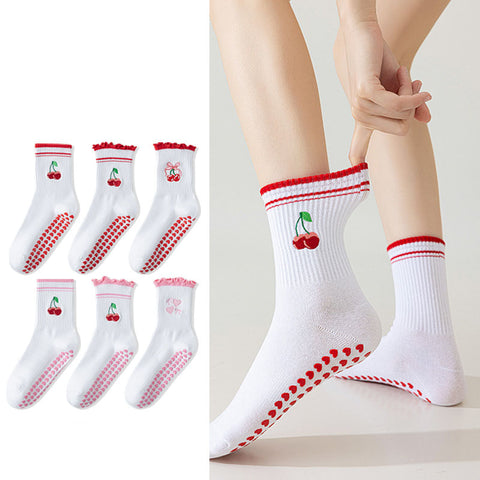 High Quality OEM Elegant Breathable Knitted Cotton Non Slip Ruffle Grippy Socks Packaging Embroidery Custom Frill Pilates Socks