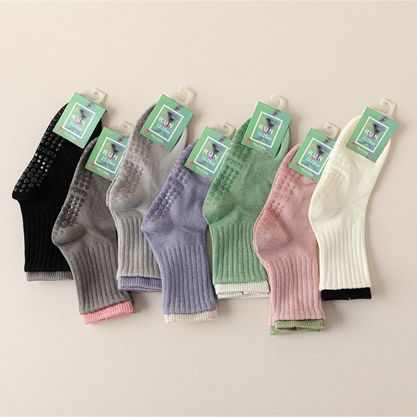 Personalized Cotton Dispensing Yoga Socks Pilates Women Non-slip Antibacterial Deodorant Sweat-wicking Socks
