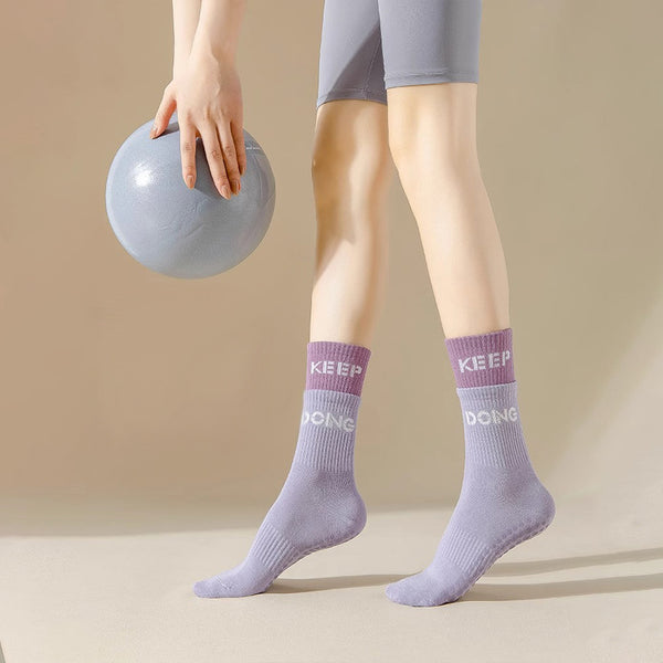 2025 Hot Selling Custom Cotton Non-slip Yoga Dress Socks Sports Despensing Pilates Socks for Women