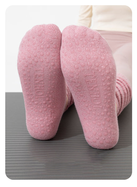 Customized Professional Cotton Anti slip Dance Yoga Socks Women Dispensing Pilates Socks for Sports