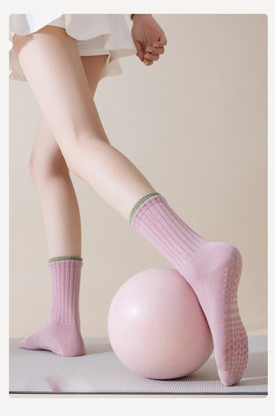 Personalized Cotton Dispensing Yoga Socks Pilates Women Non-slip Antibacterial Deodorant Sweat-wicking Socks