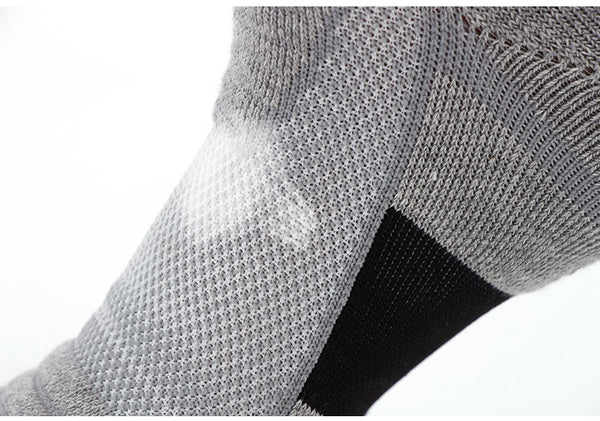 Wholesale Black Grey High Custom Logo Thin Crew Winter Summer Outdoor Sport Gym Running Basketball Socks Men Terry Cushion Socks