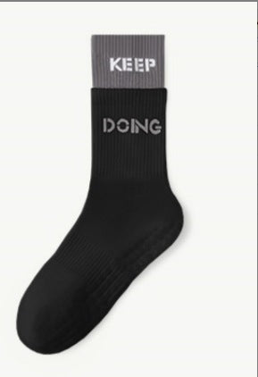 2025 Hot Selling Custom Cotton Non-slip Yoga Dress Socks Sports Despensing Pilates Socks for Women
