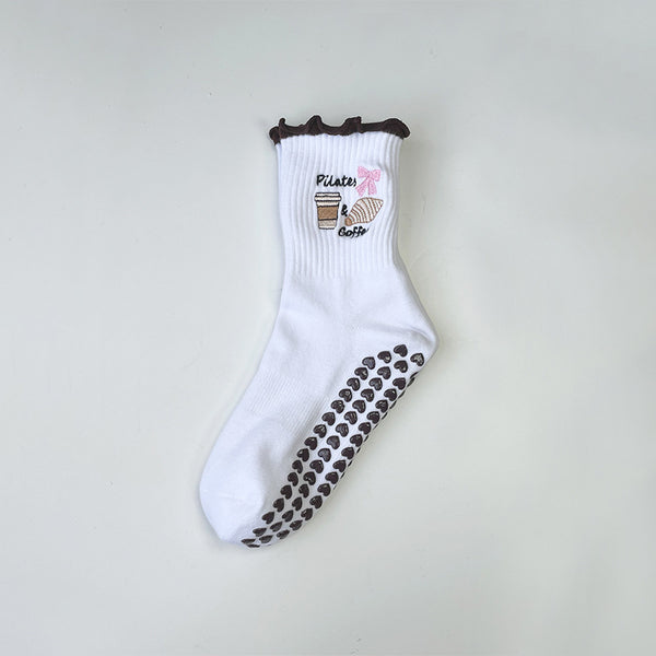 High Quality OEM Elegant Breathable Knitted Cotton Non Slip Ruffle Grippy Socks Packaging Embroidery Custom Frill Pilates Socks