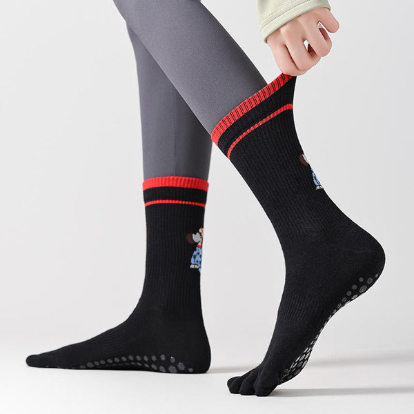 Cute Embroidered Dog Finger Yoga Socks for Women Crew Length Pilates Grip Socks 5 Toe Medias Antideslizantes Chaussette Femme