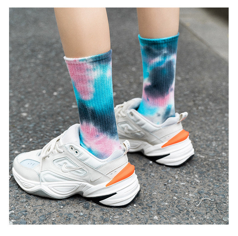 Irregular tie-dyed socks