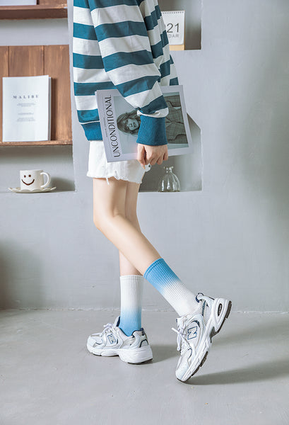 Tie-dye socks medium tube socks cotton gradual change tube tide fall and winter sports socks