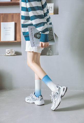 Tie-dye socks medium tube socks cotton gradual change tube tide fall and winter sports socks