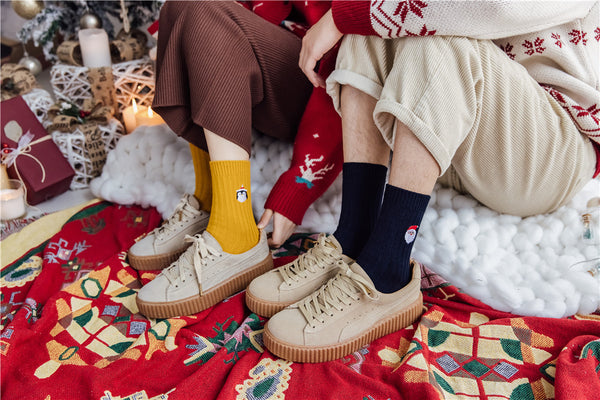 4 Pairs Santa Claus Deer Cartoon Logo Embroidered Socks Men Unisex Xmas Knitted Christmas Socks Gift Box