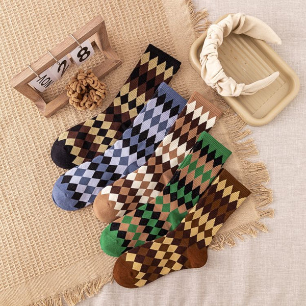 New stripe mid - long tube diamond check sports socks